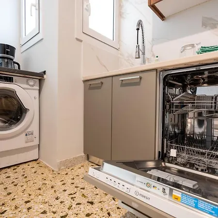 Deluxe 4 Bedrooms In Center * Athens