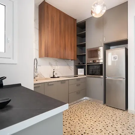 Deluxe 4 Bedrooms In Center * Athens